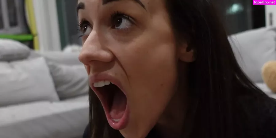 Colleen Ballinger OnlyFans Thumbnail #J4mHn9ILqh