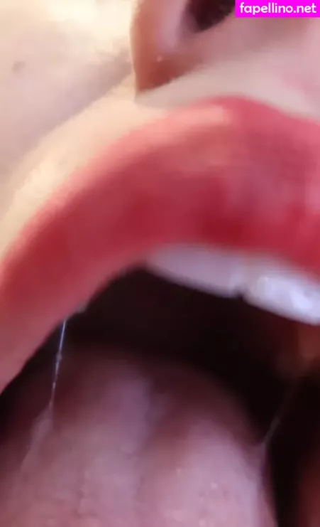 Colleen Ballinger OnlyFans Thumbnail #g4xe20qFz3