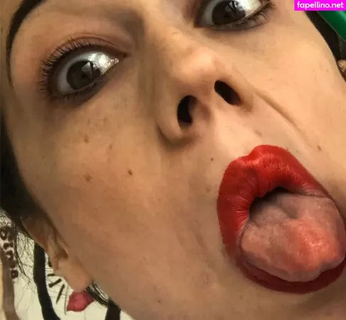 Colleen Ballinger OnlyFans Thumbnail #lokJ99o0u5