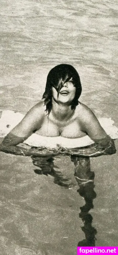 Colleen Farrington OnlyFans Thumbnail #4ORPk9ylGL