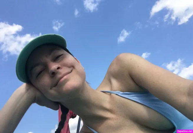 Colleen Green OnlyFans Thumbnail #l1GXkRo1Us