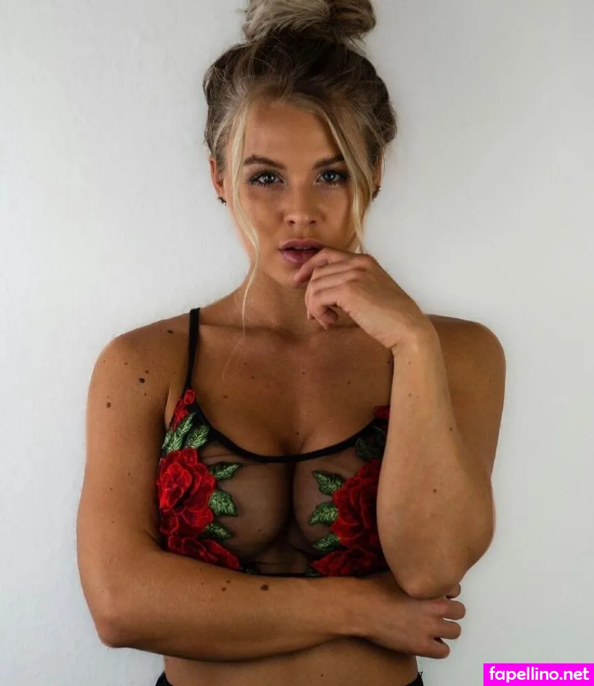 colleenschneider_, juliacatalinaa Nude Leaked OnlyFans Photo #cuBS34ikp2