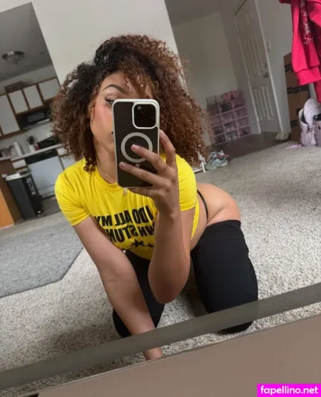 College Kiki OnlyFans Thumbnail #ZPYYm7LqkN