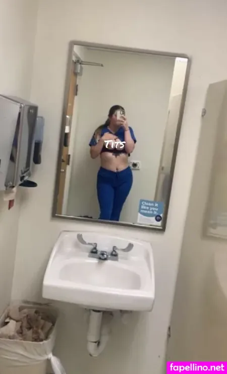 College Mama OnlyFans Thumbnail #0Li1Fp0vVf