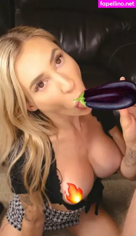 Collegehotwife OnlyFans Thumbnail #cyoXA7yG9l