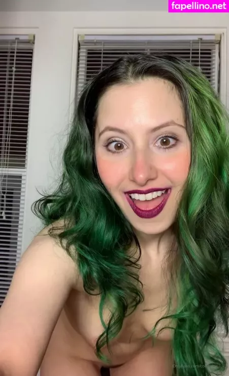 Collibrina OnlyFans Thumbnail #35sudUZVjz