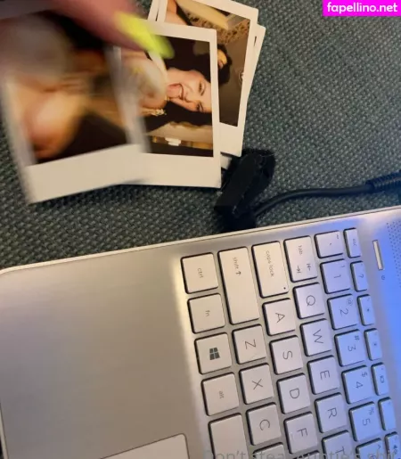 Collzorgs OnlyFans Thumbnail #pObB3uDUvC