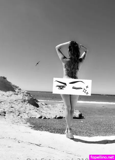 Coloradabombom OnlyFans Thumbnail #9r8WaaUEiV