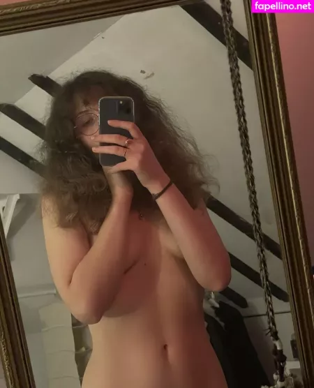 Come Lay With Adile OnlyFans Thumbnail #2fvhmu0SdJ