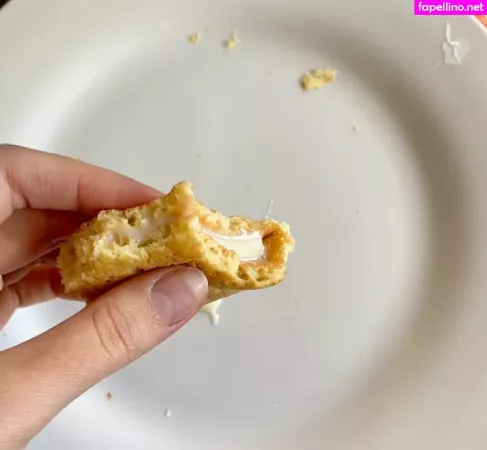 Come Lay With Adile OnlyFans Thumbnail #RVhhr6xFu2