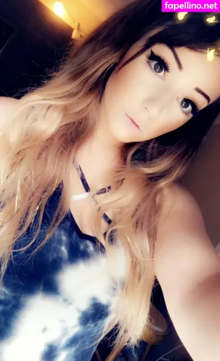 Comfiecozie OnlyFans Thumbnail #Wez3wIZDZw