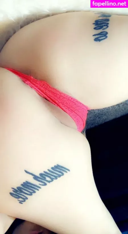 Comfiecozie OnlyFans Thumbnail #WsW6XTO46j