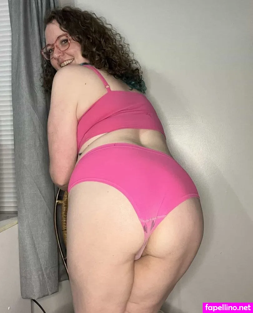 comfykaren, comfykarenxxx, https: Nude Leaked OnlyFans Photo #3Wi2wPiUNO