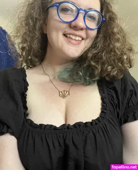 Comfy Karen OnlyFans Thumbnail #uQDXjy5AIt