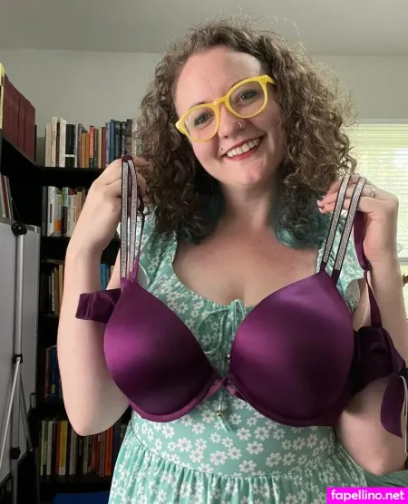 Comfykaren OnlyFans Thumbnail #rxOoLfdqrE