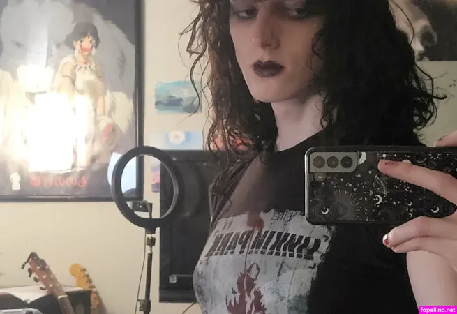 Comfyknife OnlyFans Thumbnail #gqLVhj0CwH