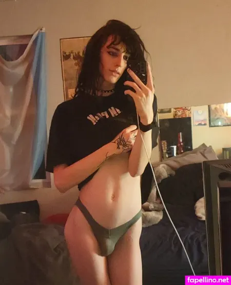 Comfyknife OnlyFans Thumbnail #oQyL56EE5e