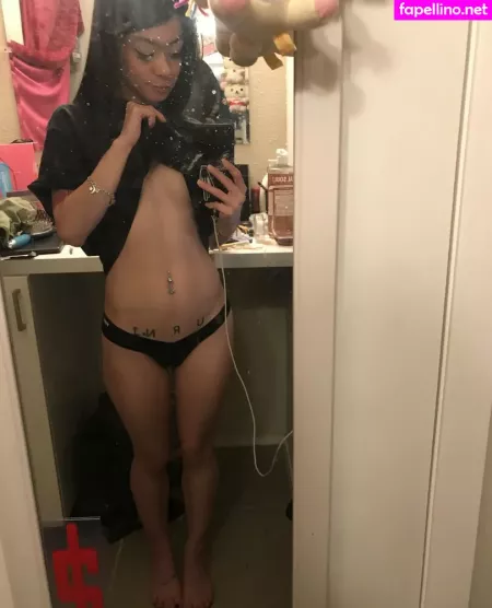 Comfyqueen OnlyFans Thumbnail #GoblwgbZeF