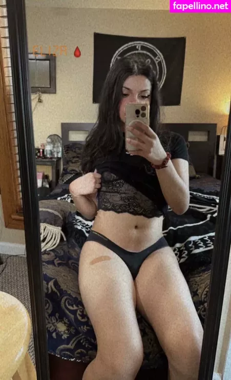 Comradelilith OnlyFans Thumbnail #rVaxXXaUDA