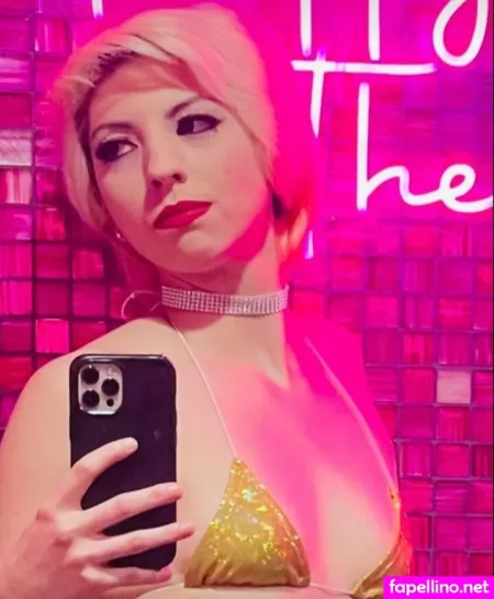 Confetti Star Main Profile Photo