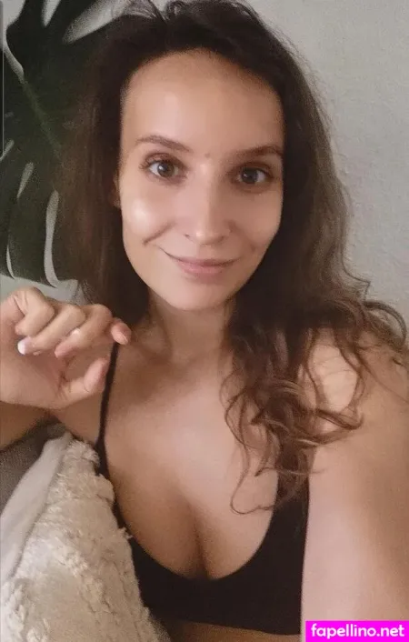 Confu OnlyFans Thumbnail #V1NpBfd39H