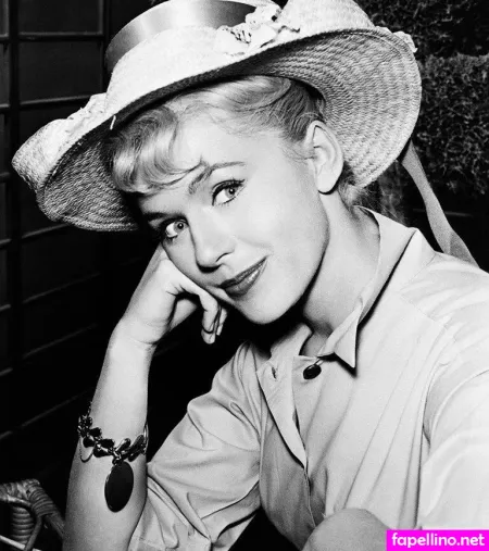 Connie Stevens OnlyFans Thumbnail #4dayytryy2