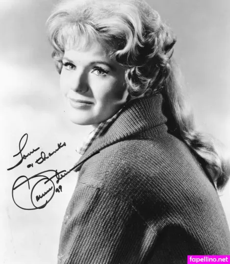 Connie Stevens OnlyFans Thumbnail #C6WXOyP9jG