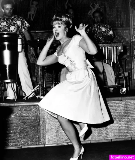 Connie Stevens OnlyFans Thumbnail #bf6AjJzJpZ