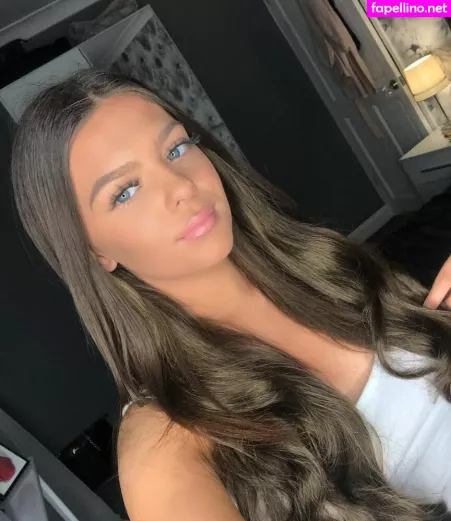 Connie Thompson OnlyFans Thumbnail #houYoSlRnm