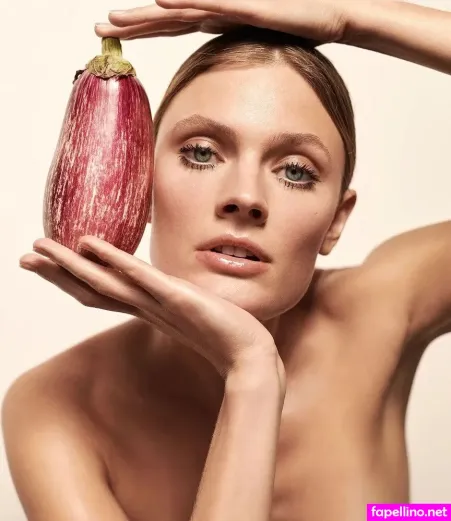 Constance Jablonski OnlyFans Thumbnail #4va2dhfve1