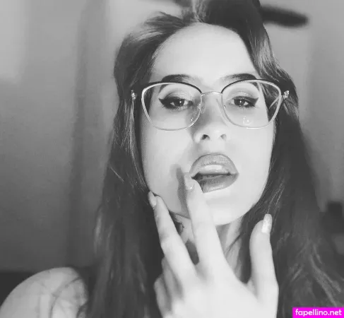 Controversial Thot OnlyFans Thumbnail #UxFAKXZsJo