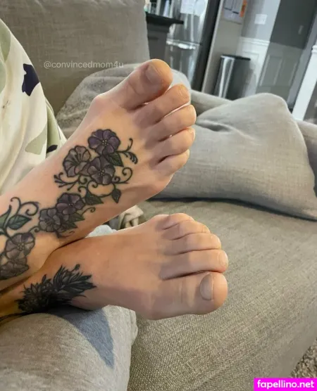 Convincedmom4ufree OnlyFans Thumbnail #NXoGcJ0e4m