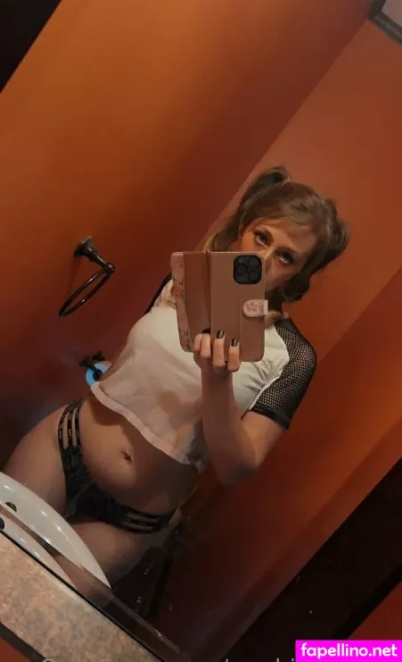 Cookiesnmillf OnlyFans Thumbnail #9ZPRZlUYu0