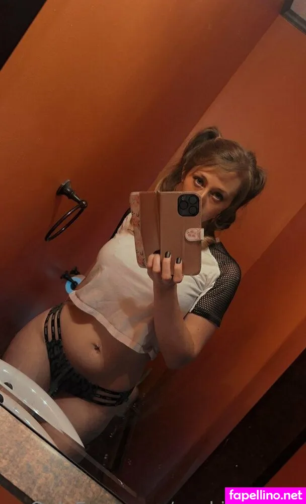 cookiesnmilfmiami, cookiesnmillf Nude Leaked OnlyFans Photo #9ZPRZlUYu0