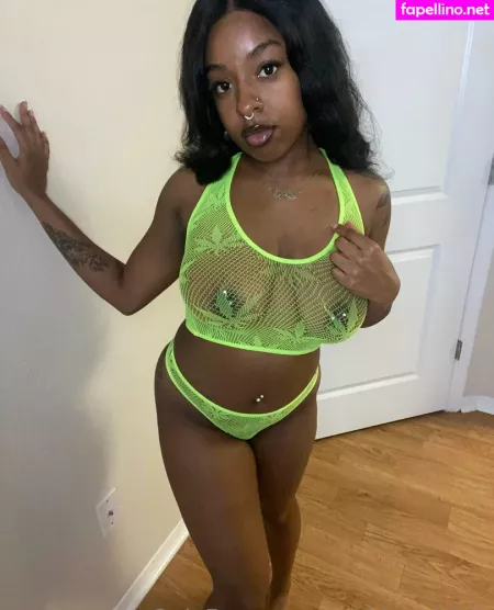Cookieswirlvip OnlyFans Thumbnail #8yBLRWPDuu