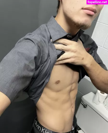 Coolestdude898 OnlyFans Thumbnail #Cw2FUyIJ7v