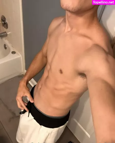 Coolestdude898 OnlyFans Thumbnail #PAMxJoZtM4