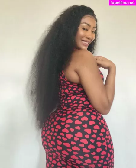 Cooliemonae OnlyFans Thumbnail #XpgvuYS0hb