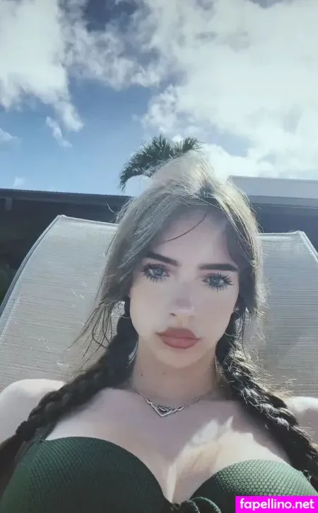 Coolkidcarly OnlyFans Thumbnail #lTQ7haUoOv