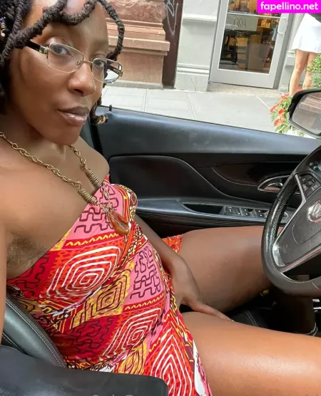Coppershowgirl OnlyFans Thumbnail #0kb6g79wnp