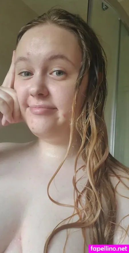 Coprolitecutie OnlyFans Thumbnail #6Thr8s8onW