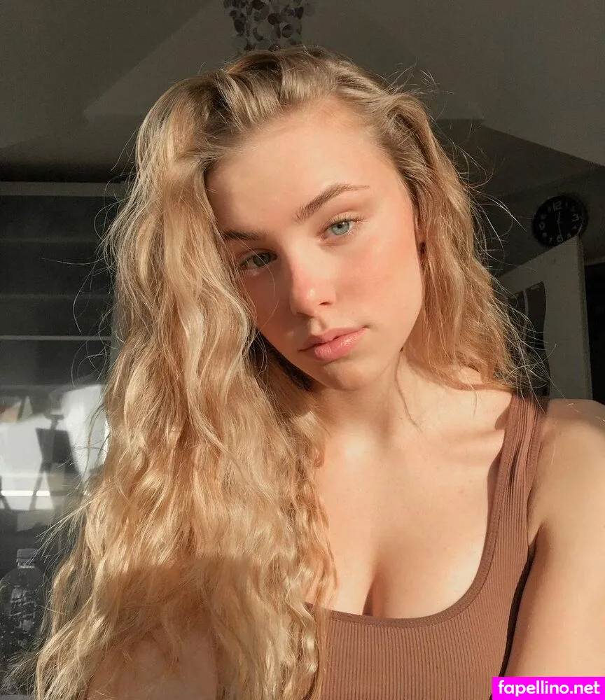 cora.nie Nude Leaked OnlyFans Photo #4YtcQ0So9x