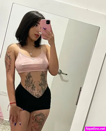 Coraeverly OnlyFans Thumbnail #QkX2HXjV2U