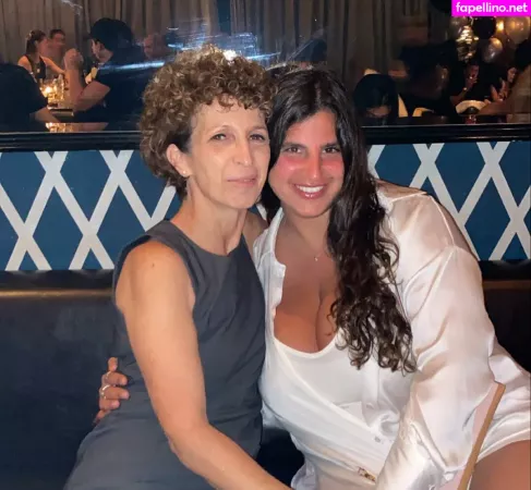 Coral Hagag OnlyFans Thumbnail #PFCnEbIbe8