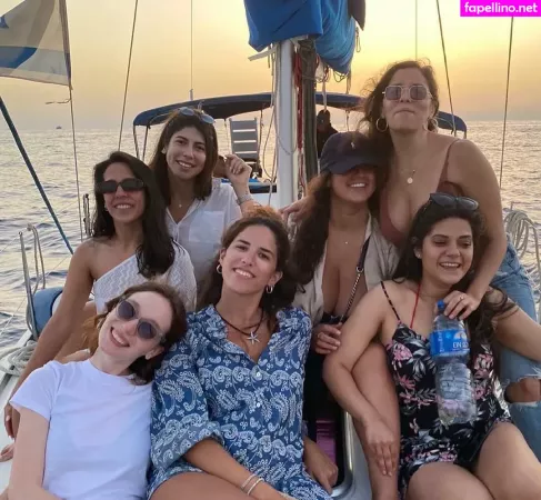 Coral Hagag OnlyFans Thumbnail #apAIxLkfMe