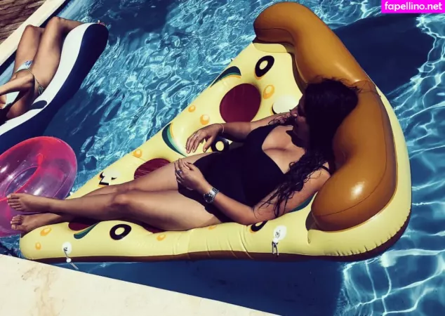 Coral Hagag OnlyFans Thumbnail #yAIICNlp8L