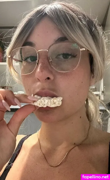 Coralie Penny OnlyFans Thumbnail #7a6h0wEmyA