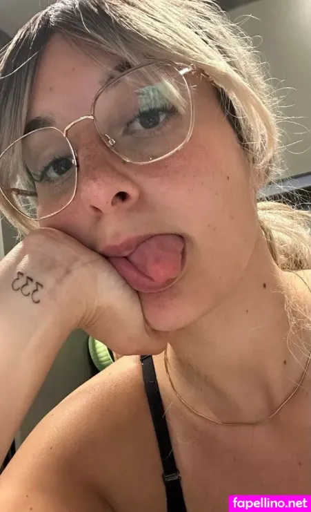 Coralie Penny OnlyFans Thumbnail #AHQwC6LRVI