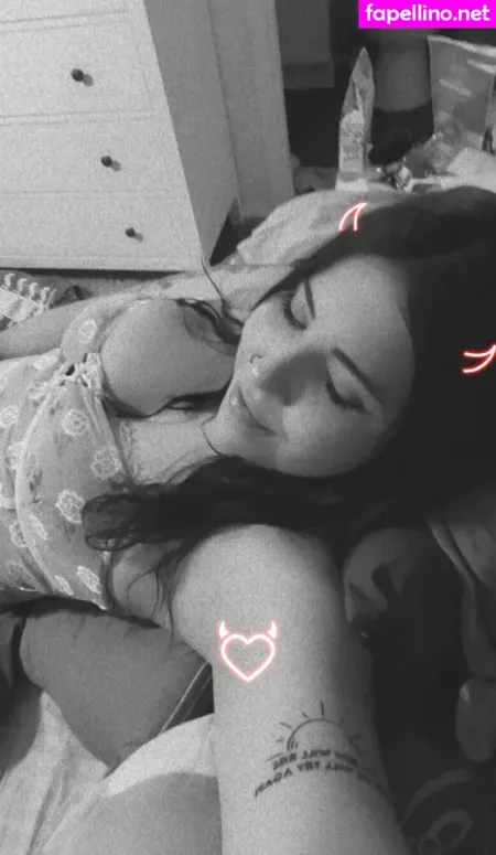 Coralinebb OnlyFans Thumbnail #Q5nJ1AKYPz