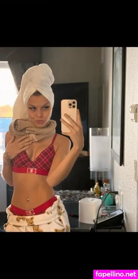 Coreymaison OnlyFans Thumbnail #7xXgLRO1oU